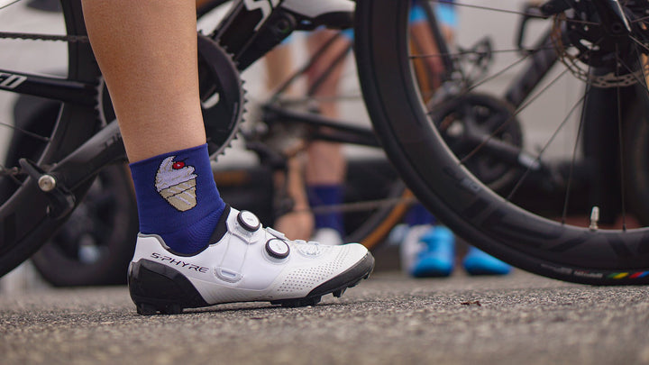  Woman wearing DeFeet Aireator 3" Ice Cream women's specific Socks 